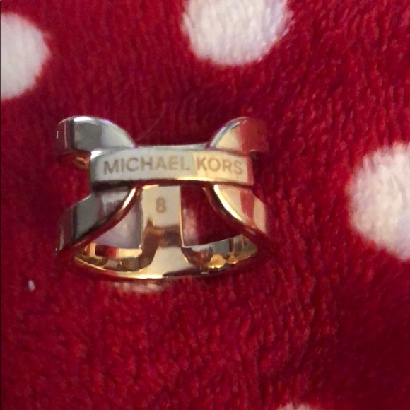 Michael Kors rose gold pave ring - Picture 4 of 6